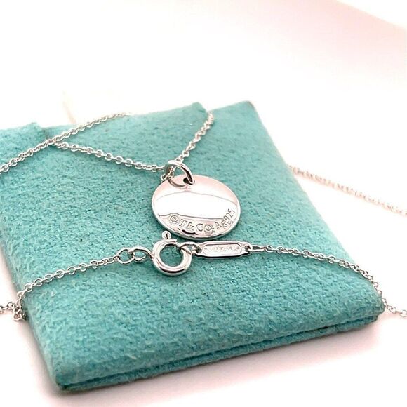 T&Co. 925 Initial Y Discs Necklace - Picture 4 of 9